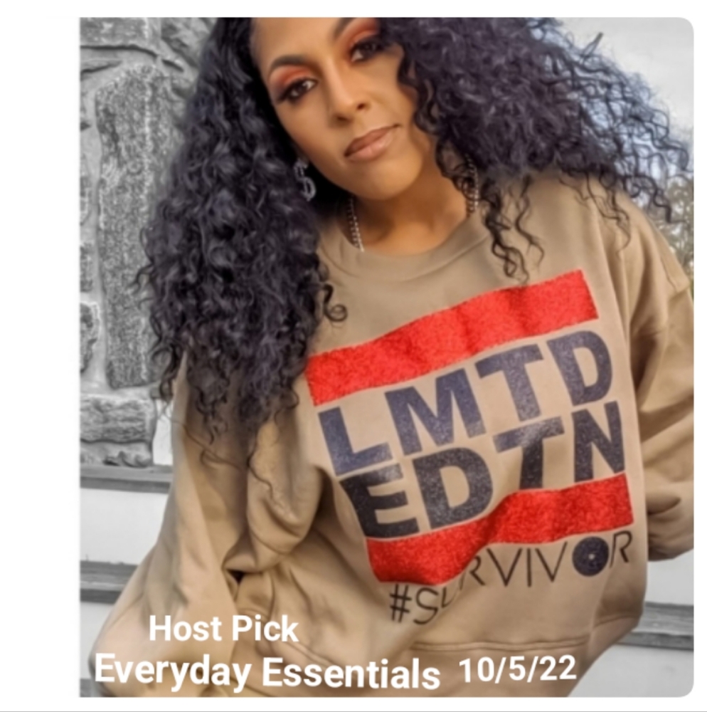 "Survivor" oversized sweatshirt - Picture 3 of 7